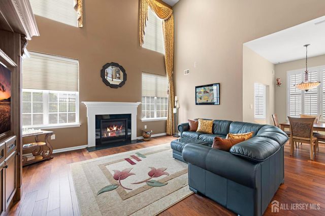 102 Riviera Drive, Monroe, NJ 08831