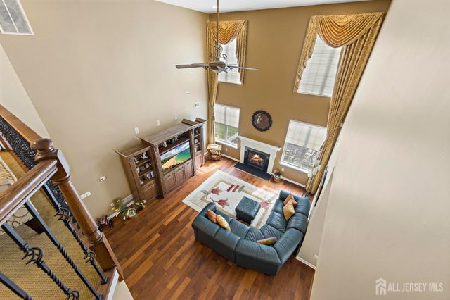 102 Riviera Drive, Monroe, NJ 08831
