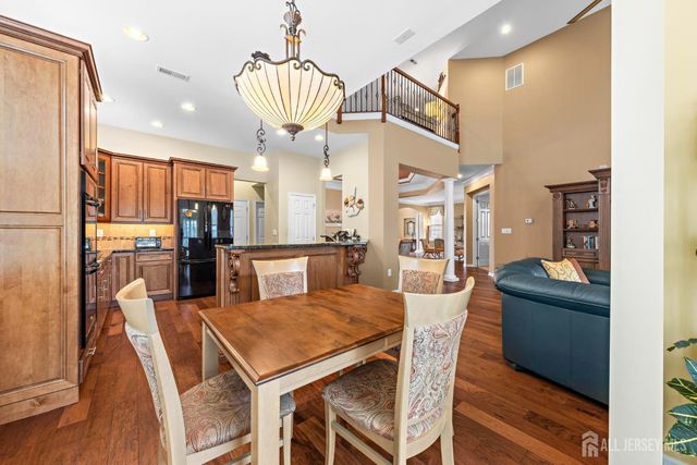 102 Riviera Drive, Monroe, NJ 08831