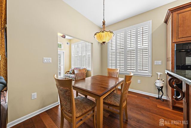 102 Riviera Drive, Monroe, NJ 08831