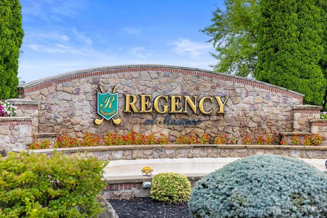 102 Riviera Drive, Monroe, NJ 08831