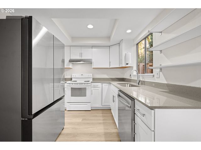 1809 Ne 116TH St D, Vancouver, WA 98686