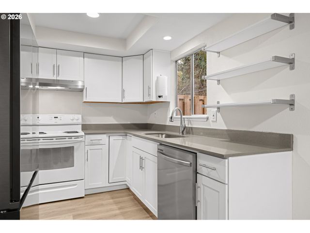 1809 Ne 116TH St D, Vancouver, WA 98686