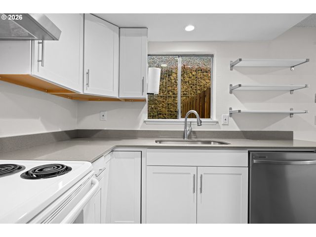 1809 Ne 116TH St D, Vancouver, WA 98686