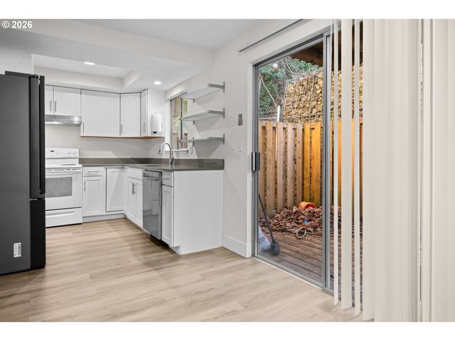 1809 Ne 116TH St D, Vancouver, WA 98686