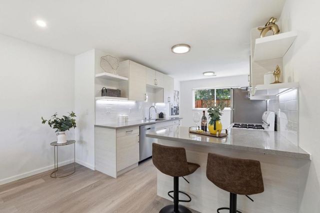 111113 Nancy Court, Mountain View, CA 94041