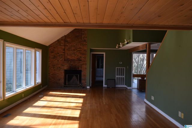 1200 PINE RIDGE CIRCLE, Sylacauga, AL 35150