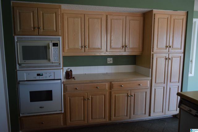 1200 PINE RIDGE CIRCLE, Sylacauga, AL 35150