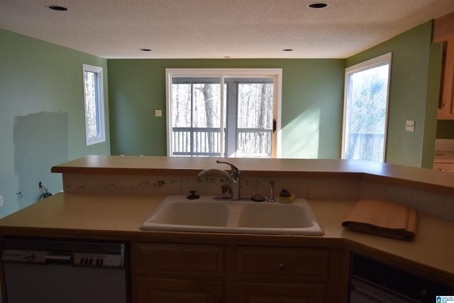 1200 PINE RIDGE CIRCLE, Sylacauga, AL 35150