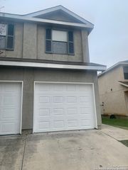 10706 Mathom Lndg Apt 3, Universal City, TX 78148