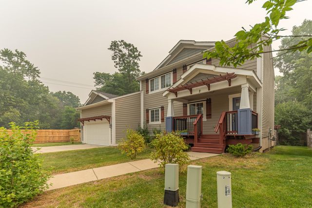 2 Maple Village Court, Ann Arbor, MI 48103