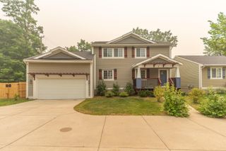 2 Maple Village Court, Ann Arbor, MI 48103