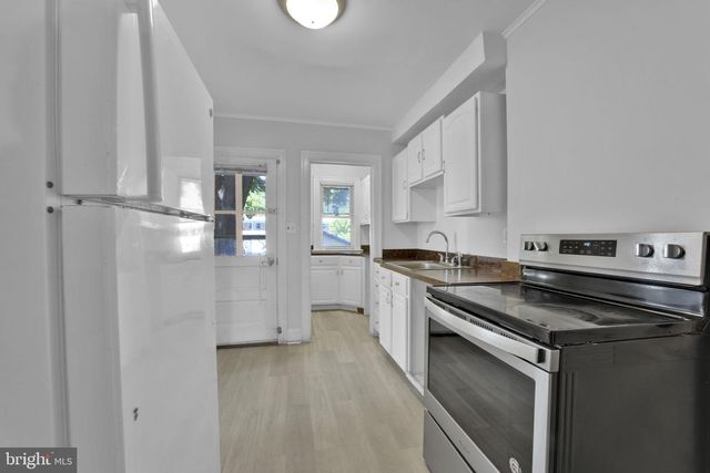 19 HERSH AVE, Westminster, MD 21157