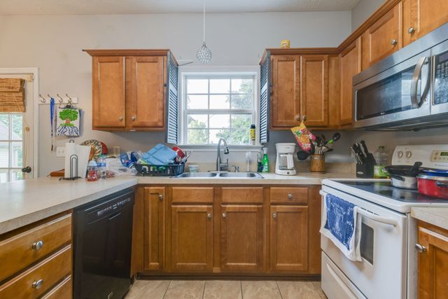 5173 Pebble Creek Dr, Antioch, TN 37013