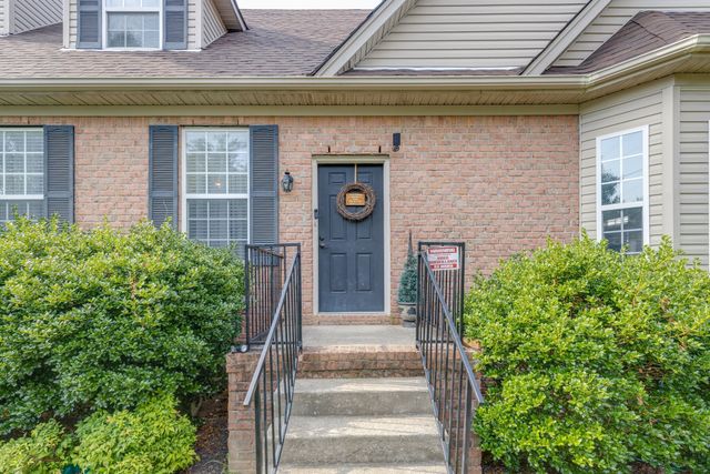 5173 Pebble Creek Dr, Antioch, TN 37013