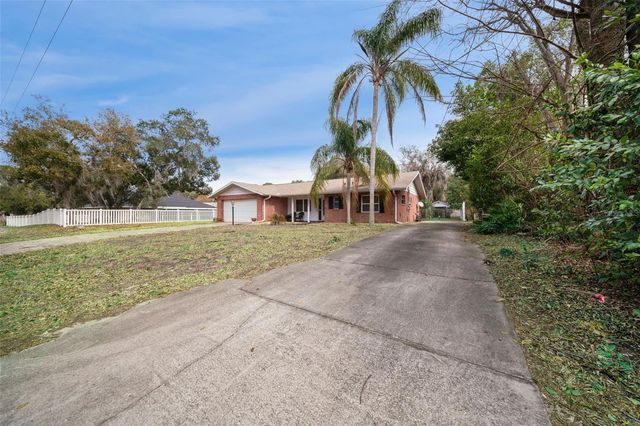 292 E CONSTANCE ROAD, Debary, FL 32713