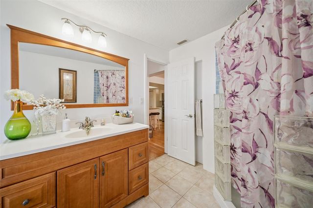 292 E CONSTANCE ROAD, Debary, FL 32713