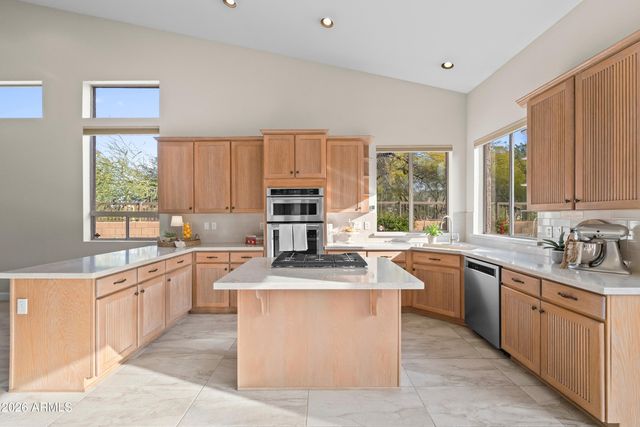 3659 N EAGLE Canyon, Mesa, AZ 85207