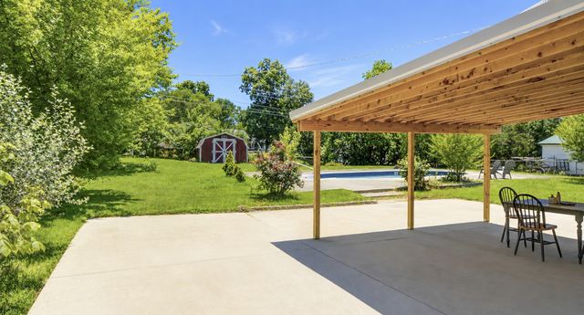 509 Paddy Run Rd, Clarksville, TN 37042