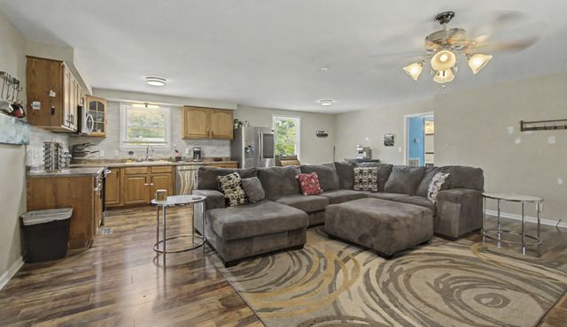 509 Paddy Run Rd, Clarksville, TN 37042