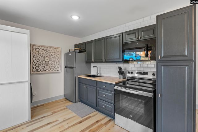 105 Marina cove Dr, Gilbert, SC 29054