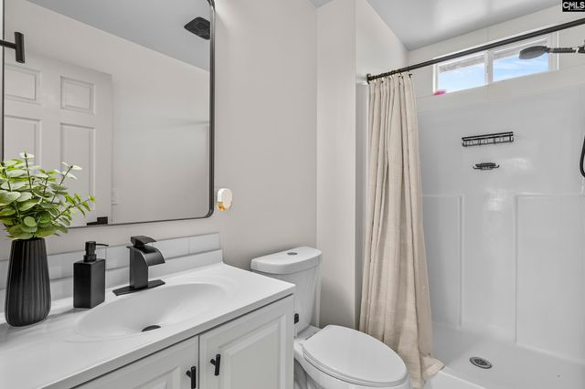 105 Marina cove Dr, Gilbert, SC 29054