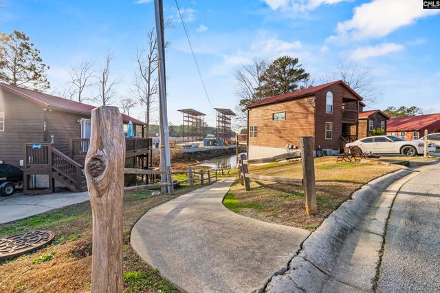 105 Marina cove Dr, Gilbert, SC 29054