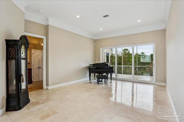 2 Colley Cv Dr, Gulf Breeze, FL 32561