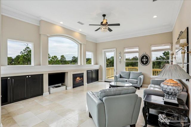 2 Colley Cv Dr, Gulf Breeze, FL 32561