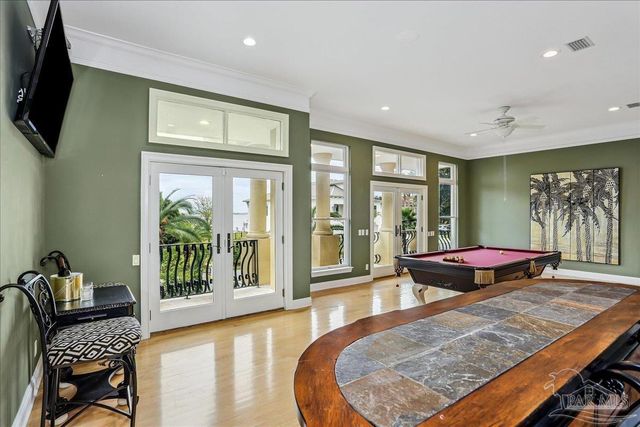 2 Colley Cv Dr, Gulf Breeze, FL 32561