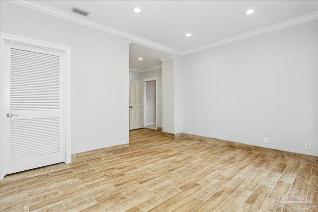 2 Colley Cv Dr, Gulf Breeze, FL 32561