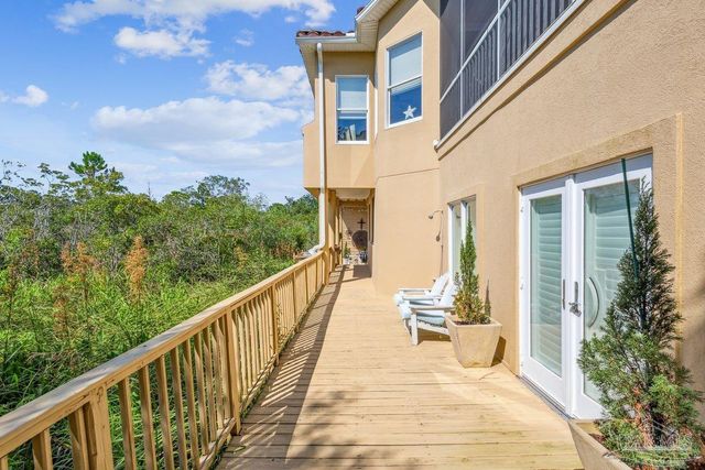 2 Colley Cv Dr, Gulf Breeze, FL 32561