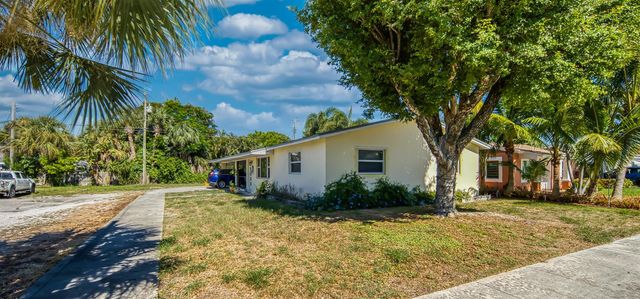 1430 N N Street, Lake Worth Beach, FL 33460