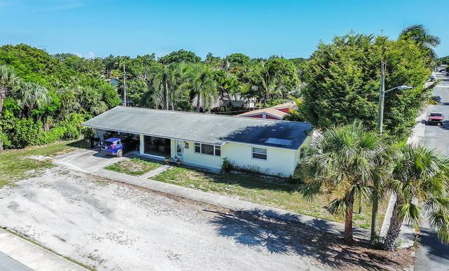 1430 N N Street, Lake Worth Beach, FL 33460