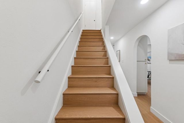 1089 Oddstad Boulevard, Pacifica, CA 94044