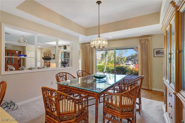 2273 Royal LN, Naples, FL 34112