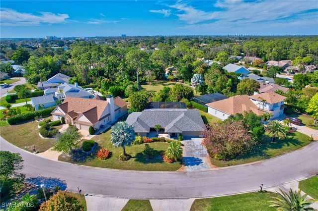 2273 Royal LN, Naples, FL 34112