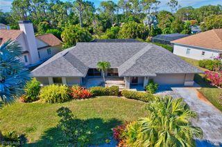 2273 Royal LN, Naples, FL 34112