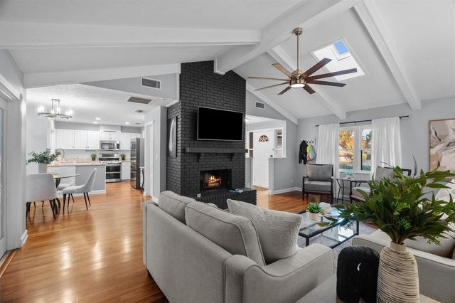 109 COUNTRY HILL DRIVE, Longwood, FL 32779