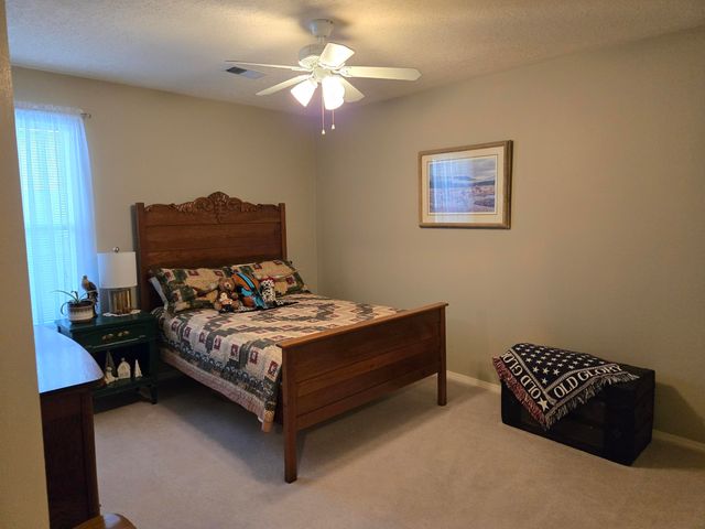 1902 Valley View Drive SW, Los Lunas, NM 87031