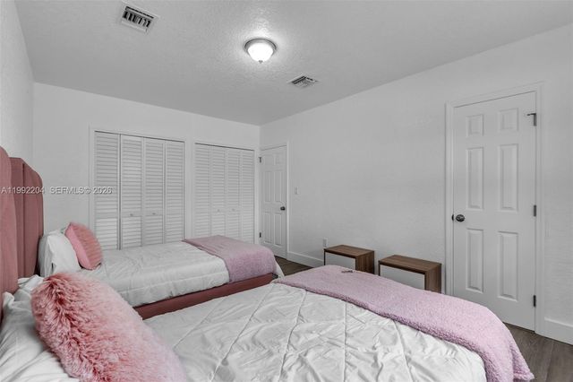181 NE 121st Street, North Miami, FL 33161