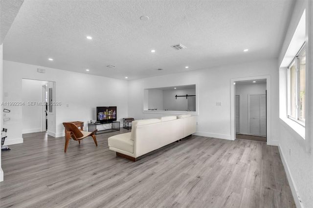 181 NE 121st Street, North Miami, FL 33161