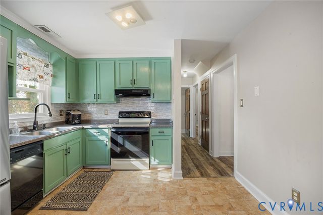 7021 Walgrove Ct, Mechanicsville, VA 23111