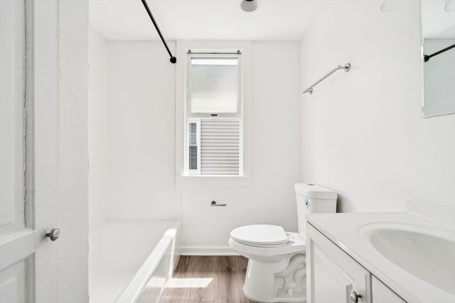 41 Endicott St 41, Salem, MA 01970