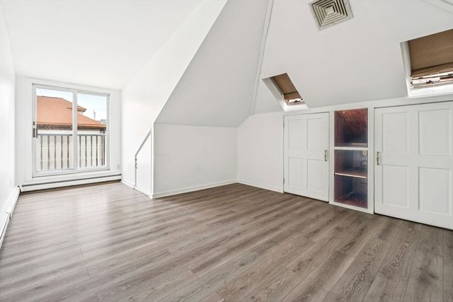 41 Endicott St 41, Salem, MA 01970