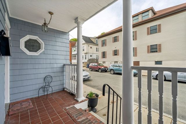 41 Endicott St 41, Salem, MA 01970