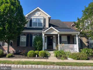 2120 GLENHAVEN WAY, Pennsburg, PA 18073