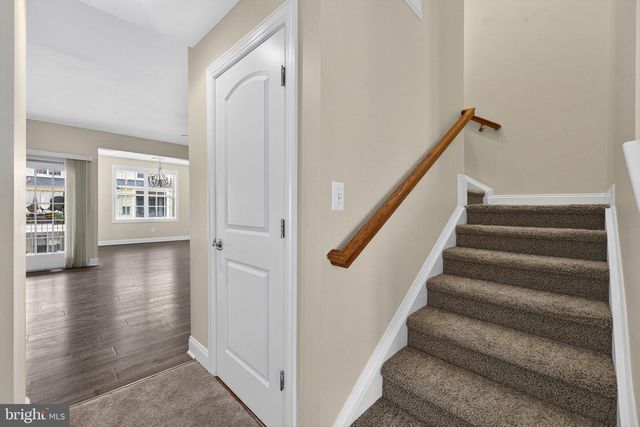 2222 MARGRAF CIR, Woodbridge, VA 22191