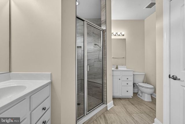 2222 MARGRAF CIR, Woodbridge, VA 22191