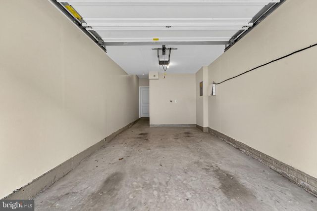 2222 MARGRAF CIR, Woodbridge, VA 22191